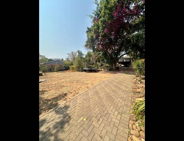 4 BEDROOM HOUSE FOR SALE IN NELSPRUIT EXT 5